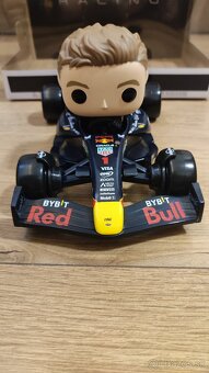 Max Verstappen - funko pop formula + podpis karta - 4