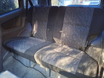 Nissan Terrano 2 - 4