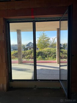 Hliníkové balkónové dvere 3sklo - 4