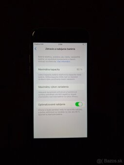 iPhone SE 64 GB - biela - 4