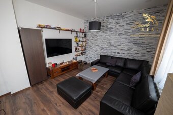 PRENÁJOM - 2. Izbový byt v centre mesta - 4