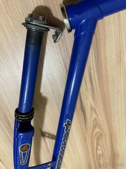Favorit F8 rám na bicykel Pekny Stav - 4