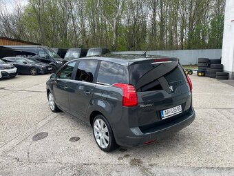 Peugeot 5008 - 4