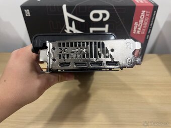 Predám grafickú kartu XFX Radeon RX 6800 XT 16GB Speedster S - 4