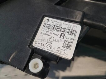 SKODA OCTAVIA 4 PRAVE SVETLO LED - 4