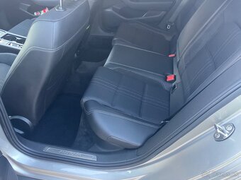 predám alebo vymenim Passat B8 alltrack - 4