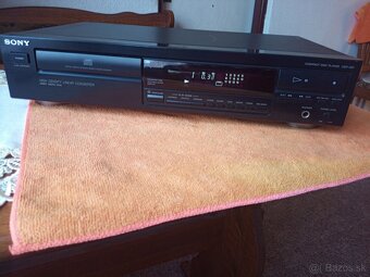 Sony CD Player - 4