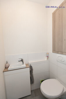 Prenájom moderného 2izb bytu 54m2, zariadený, 1x parkovanie - 4