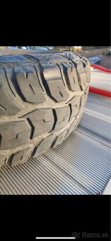 Kumho venture MT 285/75 r16 - 4