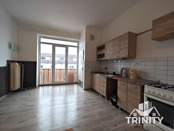 EXKLUZÍVNE - Na prenájom 1-izbový byt v centre mesta Šurany - 4