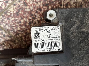 prave svetlo octavia 4 - 4