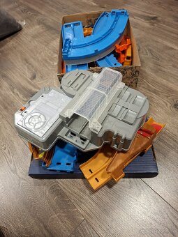 Hot Wheels Monster Truck Scorpion Sting - 4