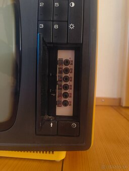 Televízor Tesla Pluto (4159 AB) - 4