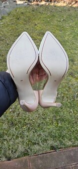 Lodicky Nescior v. 39 - 4