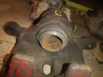 Pajero 2.8 - brzdy - 4