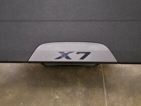 BMW X7 zadný cargo kryt - 4
