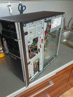 Starší Pc i3-4130 R7 240 3gb ram - 4