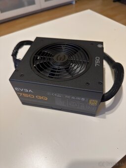 EVGA 750 GQ 750 W - 4