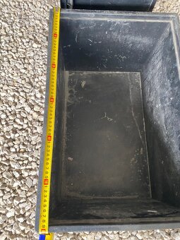 Ponúkam na predaj plastové debničky. - 4
