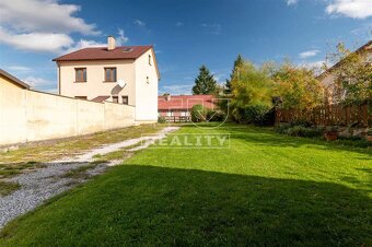 TUreality ponúka na predaj chalupu s veľkým pozemkom v... - 4