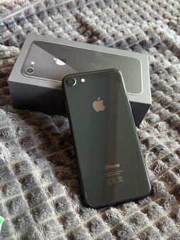 iphone 8 - 4
