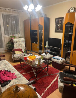 Na predaj 3 izbový byt, ulica Sama Czabana,  Rožňava - 4