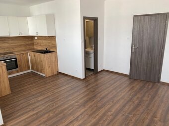 2-izbový byt v centre Prievidze - 4