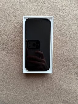 Predám IPhone 15 PRO Natrural Titanium 256GB - 4