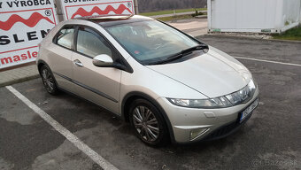 Honda Civic 8g - 4