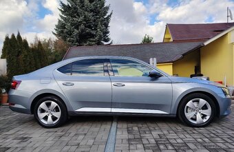Škoda Superb Combi 2.0 TDI 110kW Elegance M6 2017 - 4