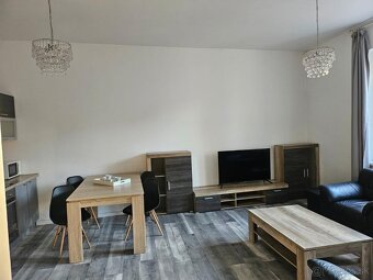 Dvojizbový zariadený byt v centre Žiliny - 4