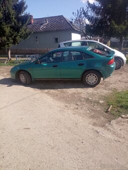 Mazda 323F - 4