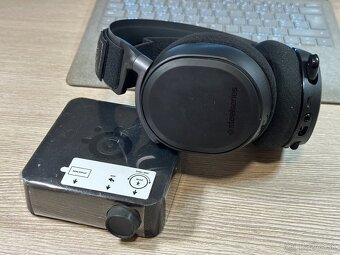 SteelSeries Arctis Pro Wireless - 4