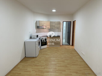 2 izbový byt 50 m2 + 20 m2 terasa na Majernikovej ul. - 4
