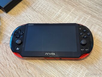 Playstation Vita Red Black edícia - Pekný stav - 4