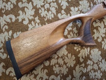 Pažba CZ 557 THUMBHOLE schránková verzia - 4