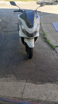 Predám Honda PCX125 r,2021 - 4