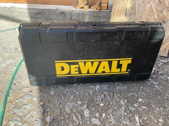 Dewalt búracie kladivo - 4