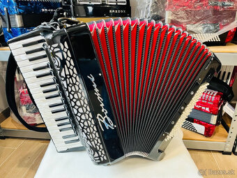 Predám profesionálny akordeón Borsini Wienna 374- 96 basový - 4