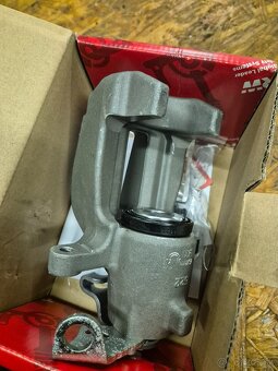 Zadny pravy strmen octavia I - 4