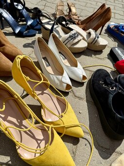 24 parov topanok - velkost 39 - 4