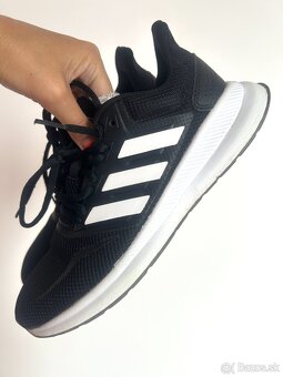 Tenisky Adidas cierne - 4