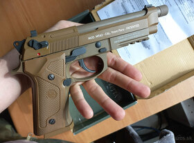 Airsoft pistole Beretta M9A3 FM FDE AGCO2 - 4