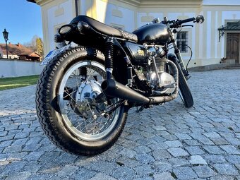 Yamaha - 4