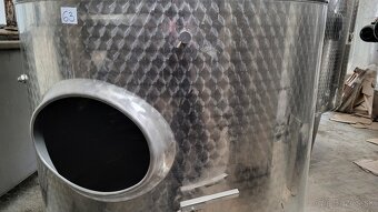Nerezová nádrž s duplikátorom 3.500 L - 4