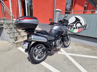 Suzuki DL650 - 4