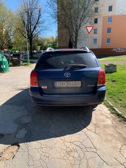 Toyota Avensis 2.0 D4-D - 4