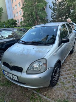 Toyota Yaris - 4