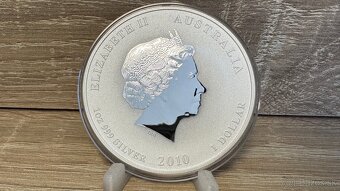 Lunárna séria II. 2010 tiger 1 oz farebná - 4