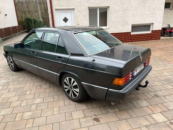 Mercedes 190E 2,0 benzin r.v:1988 - 4